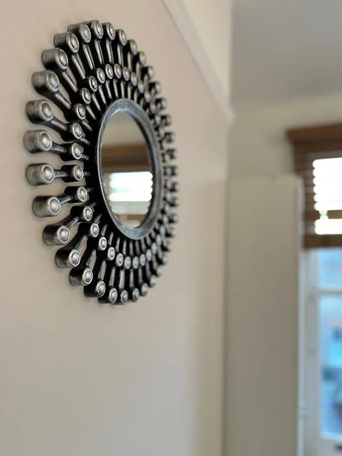 Daisy'S Place In London Apartment 0*,