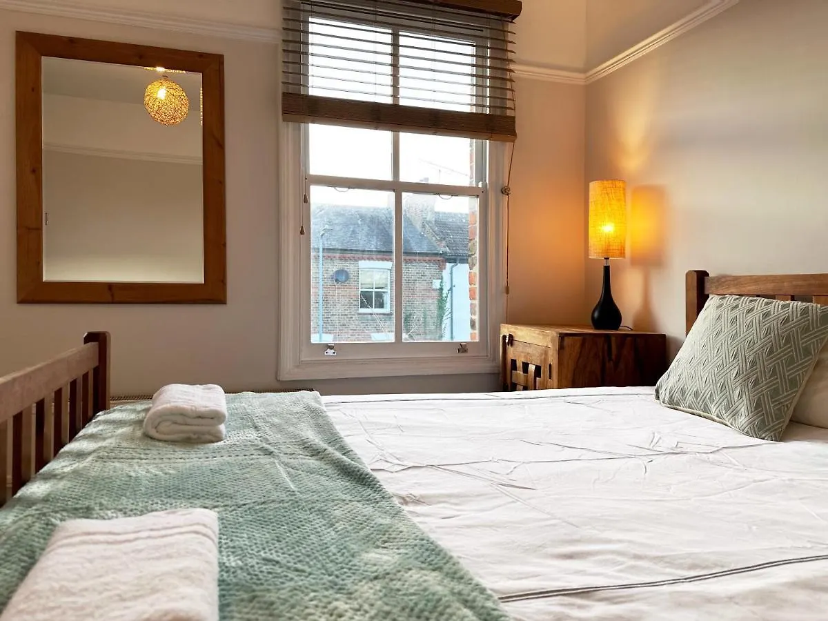 Daisy'S Place In London Apartment United Kingdom