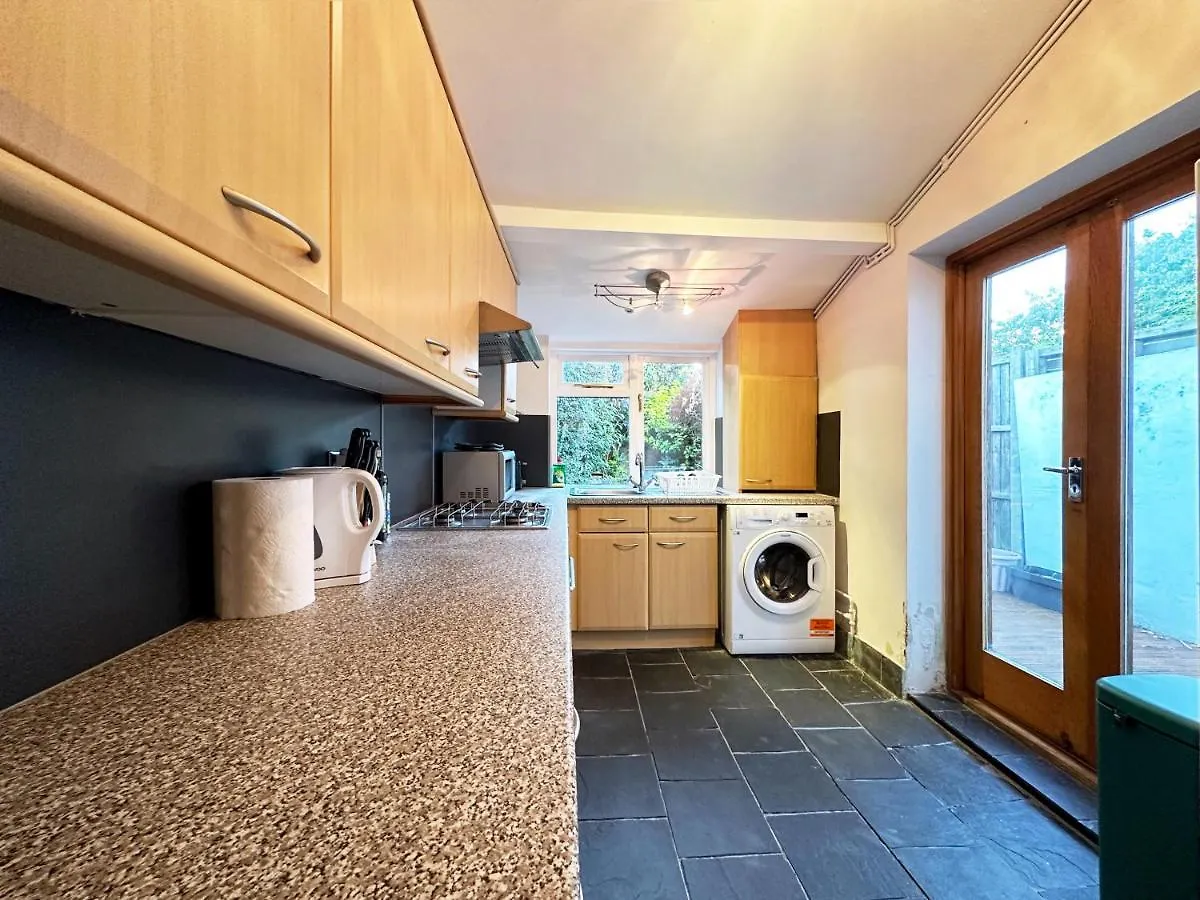 Daisy'S Place In London Apartment